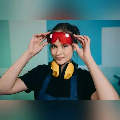 尹华